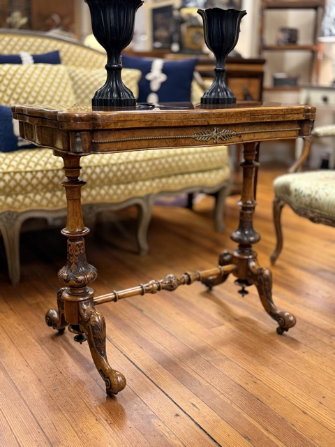 Victorian Walnut Burl Cardtable C.1860 English