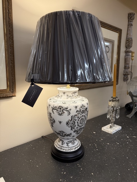 White Lamp Black & gold Decoration